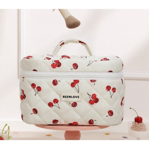 Kosmetyczka damska pikowana kuferek w wisienki 17 x 17 x 25,5cm KS123 Kosmetyczka damska pikowana kuferek w wisienki 17 x 17 x 25,5cm KS123